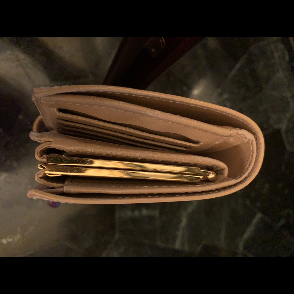 Louis Vuitton Rose Flor Vernis Wallet - Picture 4 of 15
